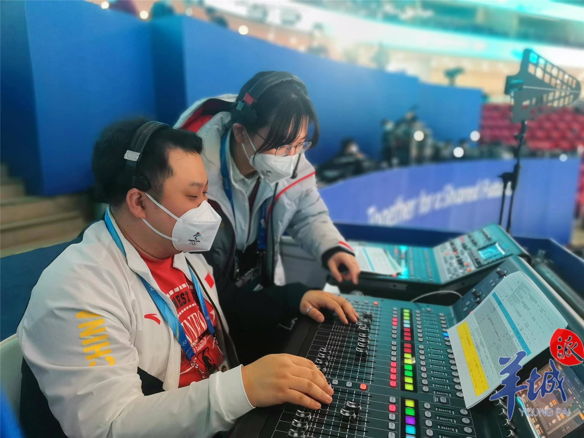 包含大比分获胜引发热议！，阿扎伦卡在DWG比赛中出色发挥赛场气氛高涨的词条