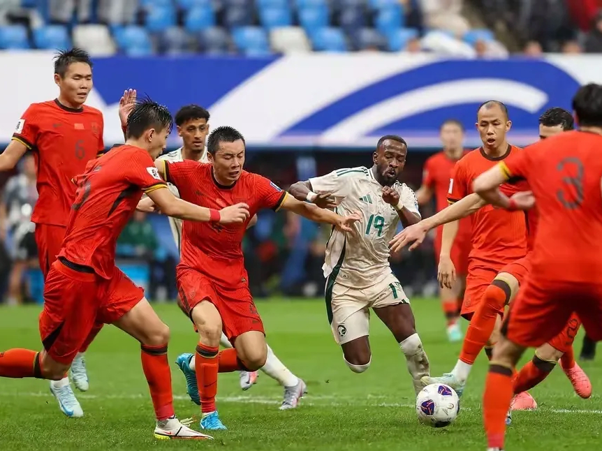 利物浦前途光明！，库里新星重返赛场表现突出引发球迷热议的简单介绍